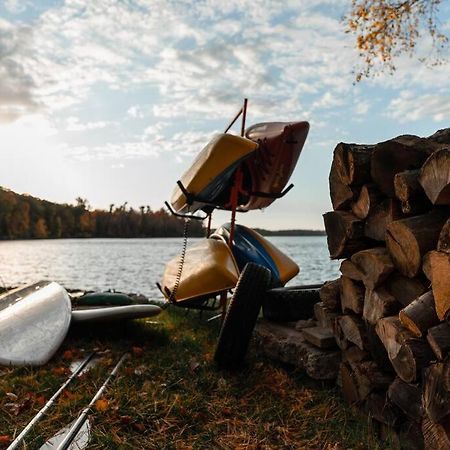 Big Blue Lake Cottages, Llc - Cottage #5 Holton Екстер'єр фото