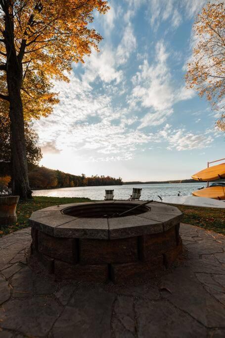 Big Blue Lake Cottages, Llc - Cottage #5 Holton Екстер'єр фото