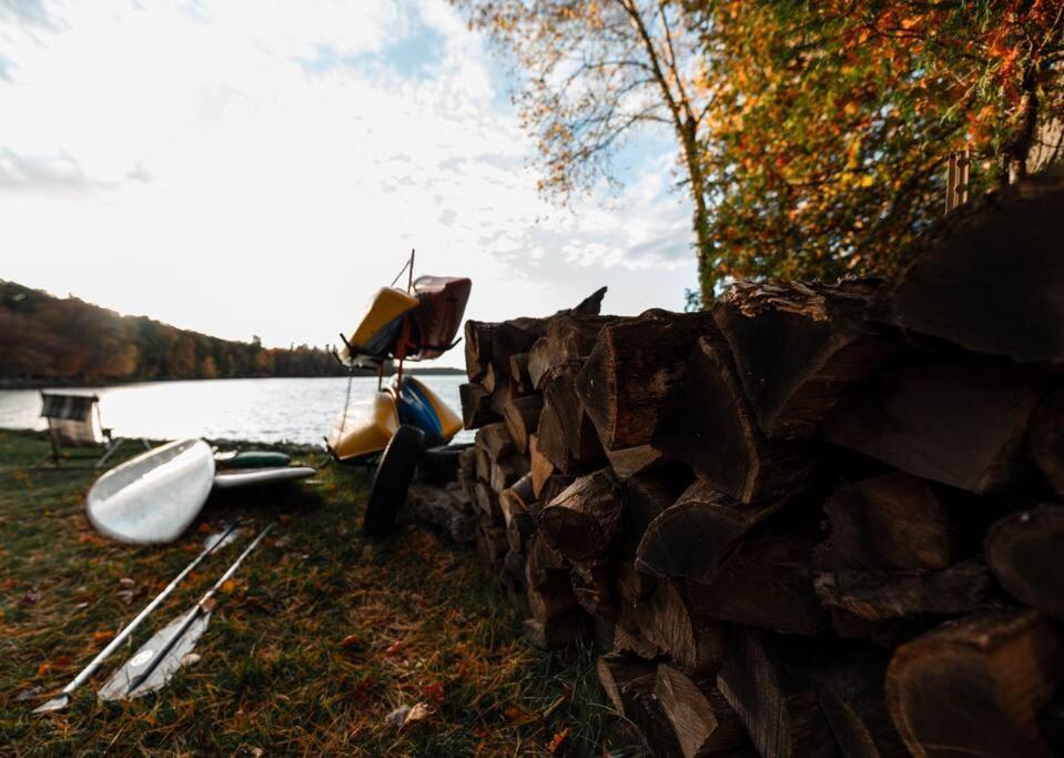 Big Blue Lake Cottages, Llc - Cottage #5 Holton Екстер'єр фото